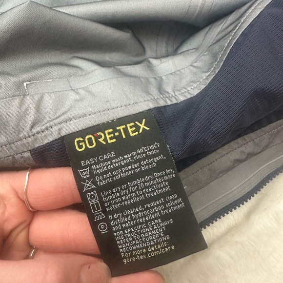Mountain hardware exposure/2 GORE-TEX active jacket - Picture 4 of 9